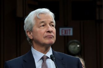 JPMorgan Drops UK Viva Wallet Lawsuit, Keeps Greek Case